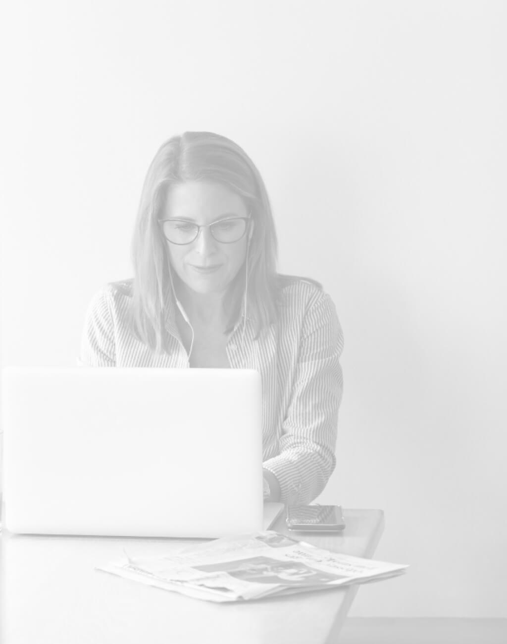 online weboldal